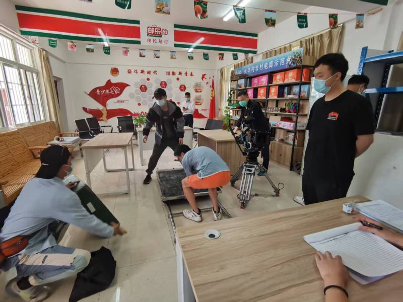 泸水县广告片拍摄公司：极简主义践行者，少即是多的视觉哲学